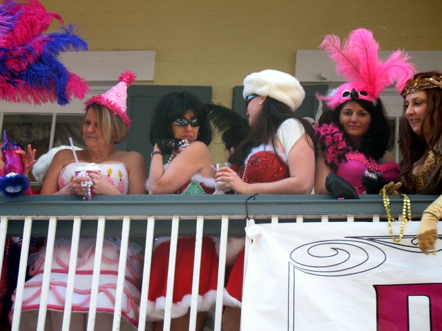 BalconyGals